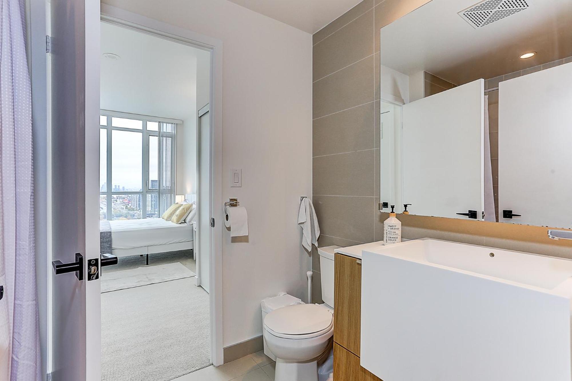 Lakeview Apartments Downtown 多伦多 外观 照片