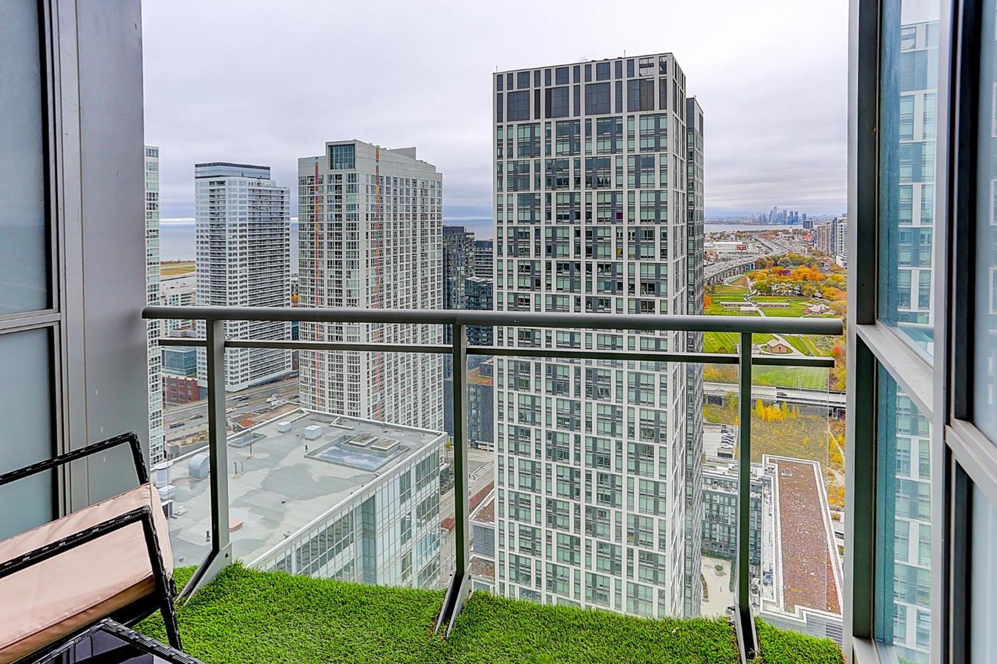 Lakeview Apartments Downtown 多伦多 外观 照片
